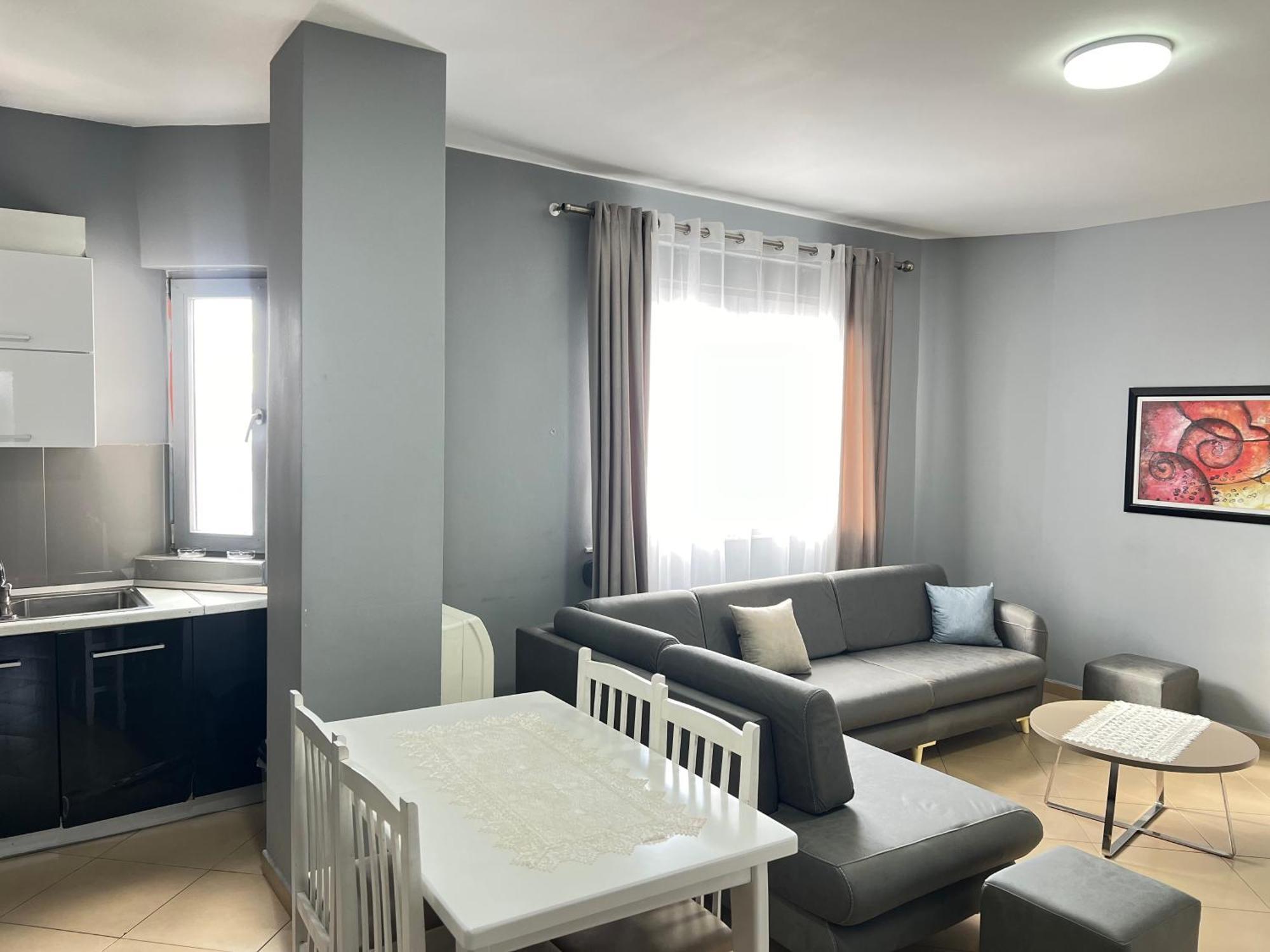 Boulevard Views - Spacious Tirana Apartment Dış mekan fotoğraf